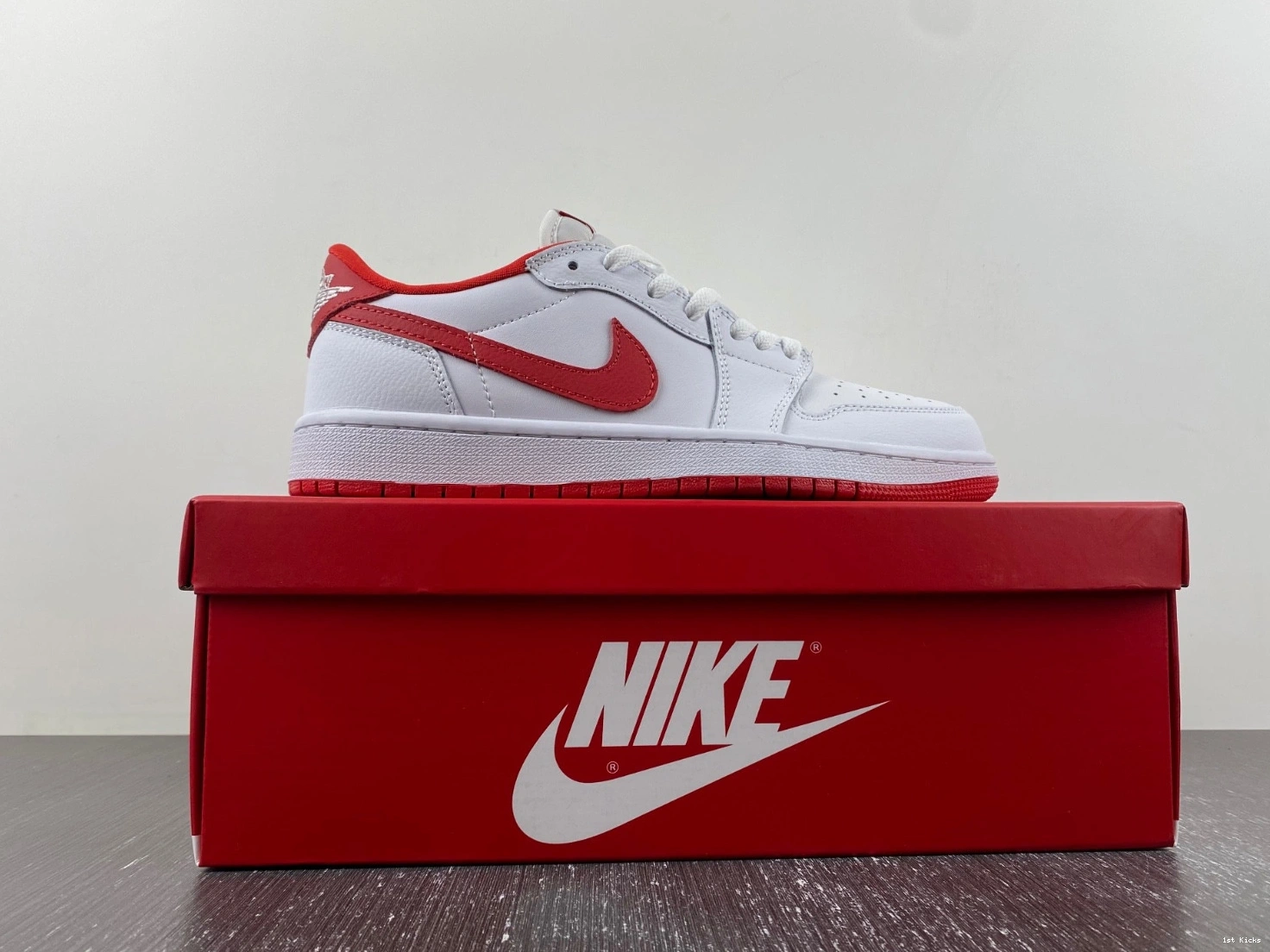 Jordan Red OG Low 1 CZ0790-161 University Air 0514